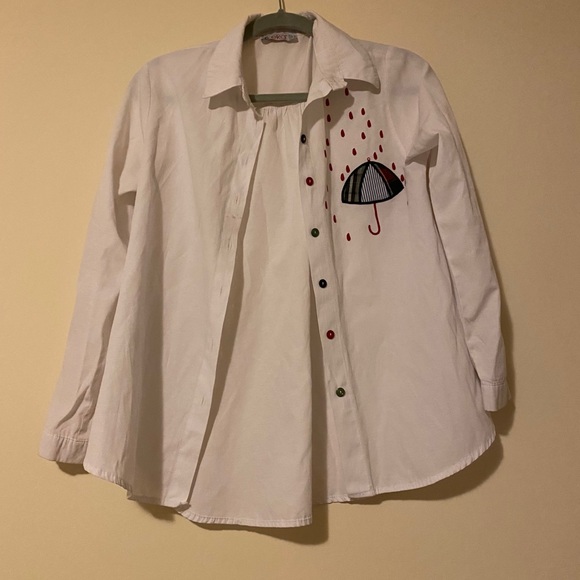 White shirt - Picture 1 of 3